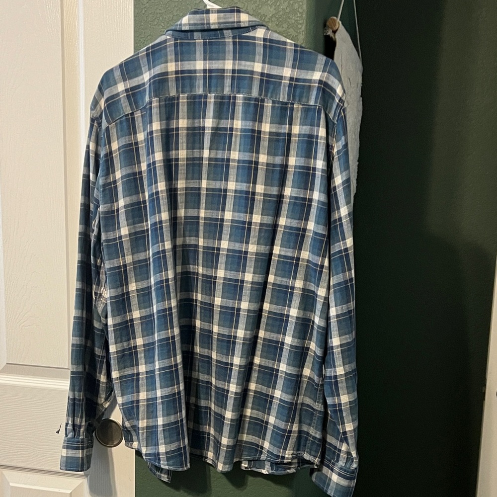 GAP Blue and White untucked fit XL Checkered Shirt - Picture 4 of 4